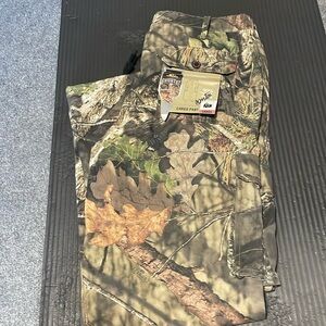 Mossy Oak women’s camo pant